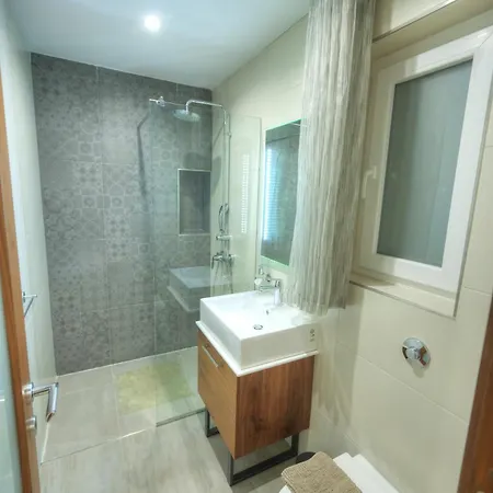 Διαμέρισμα Large 3 Bedroom With Seafront Balcony Ddif1-5 Σλιέμα