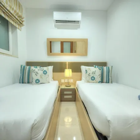 Διαμέρισμα Large 3 Bedroom With Seafront Balcony Ddif1-5