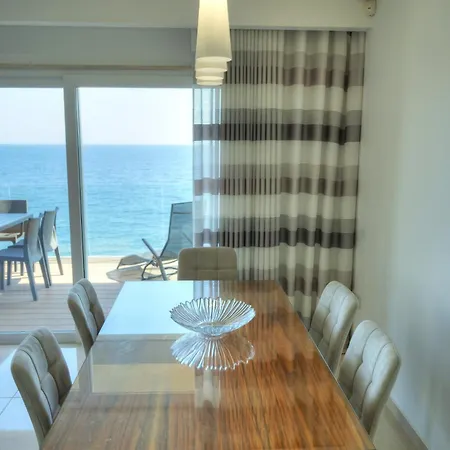 Large 3 Bedroom With Seafront Balcony Ddif1-5 アパート スリーマ