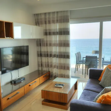 Large 3 Bedroom With Seafront Balcony Ddif1-5