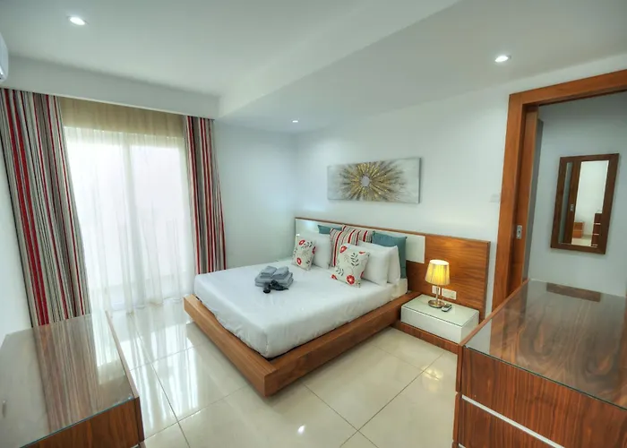 Large 3 Bedroom With Seafront Balcony Ddif1-5 Lejlighed Sliema